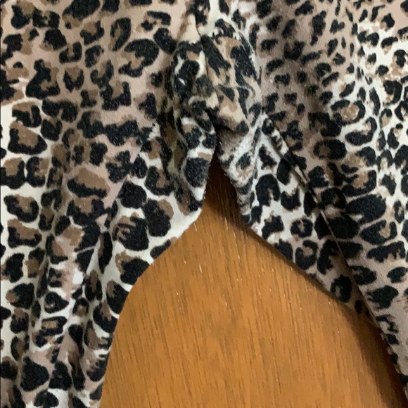 Leopard print leggings - Picture 4 of 5